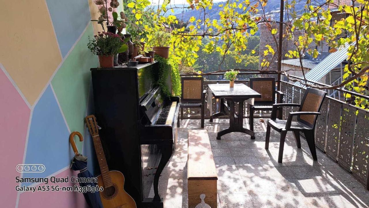 Apartment With A Nice Terrace In Old City Center تبليسي المظهر الخارجي الصورة
