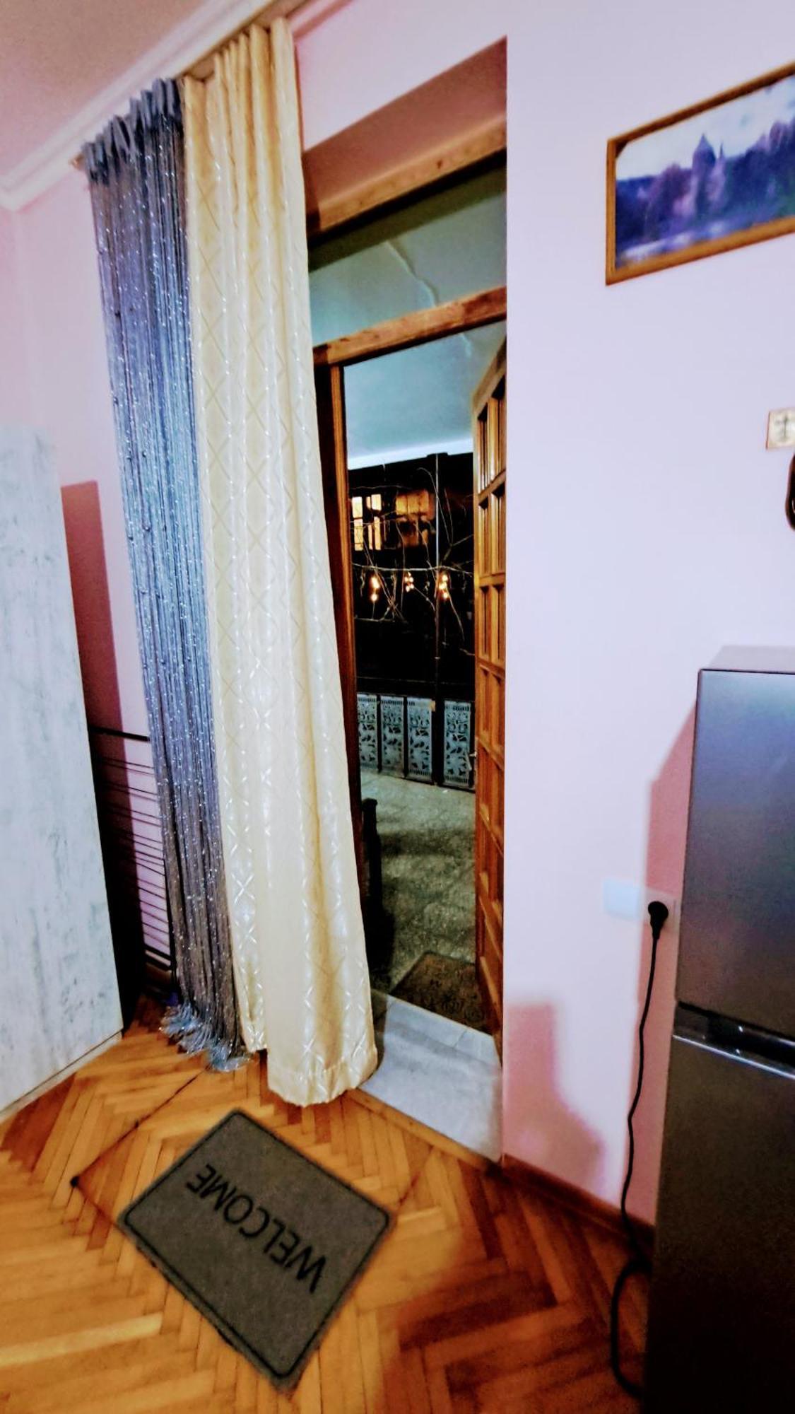 Apartment With A Nice Terrace In Old City Center تبليسي المظهر الخارجي الصورة