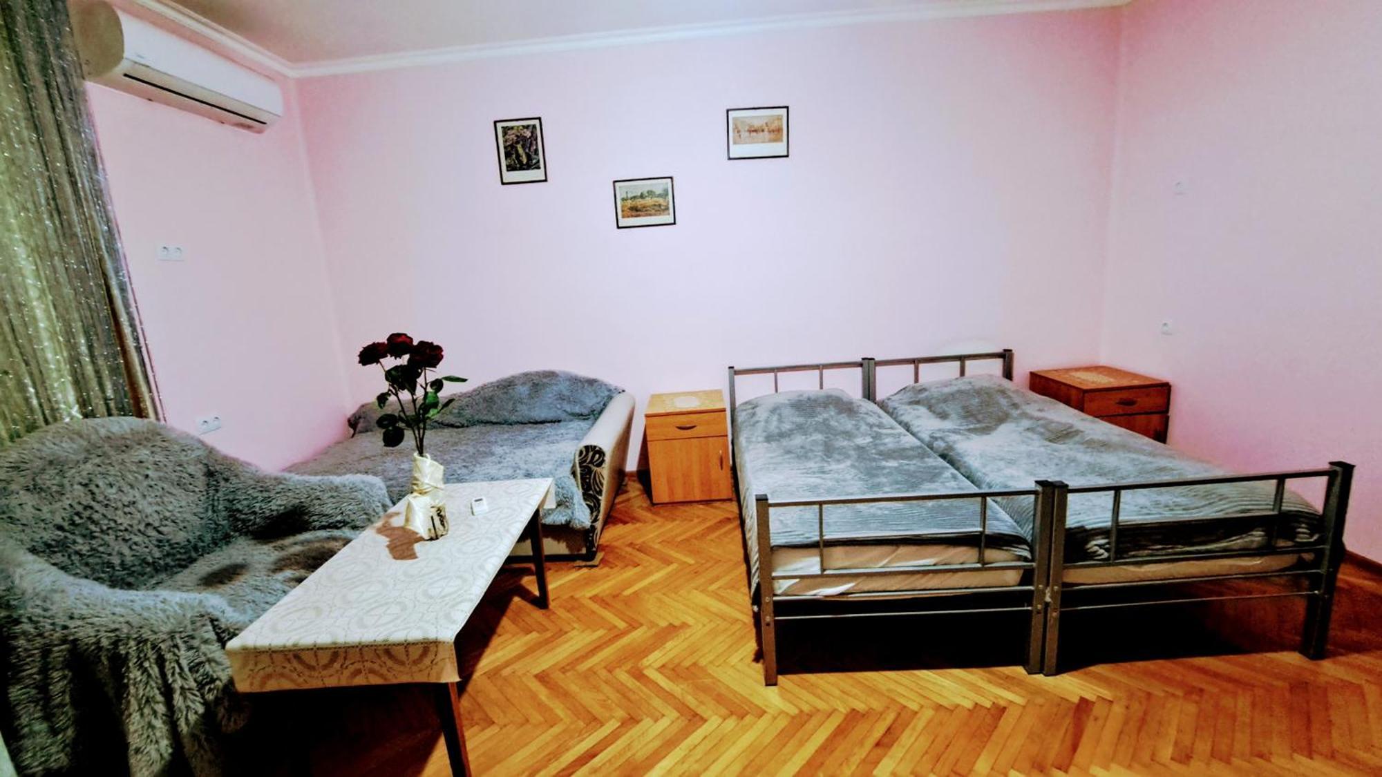 Apartment With A Nice Terrace In Old City Center تبليسي المظهر الخارجي الصورة